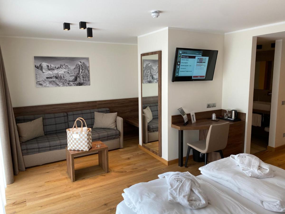 Dolomeet Boutique Hotel Pinzolo Dış mekan fotoğraf