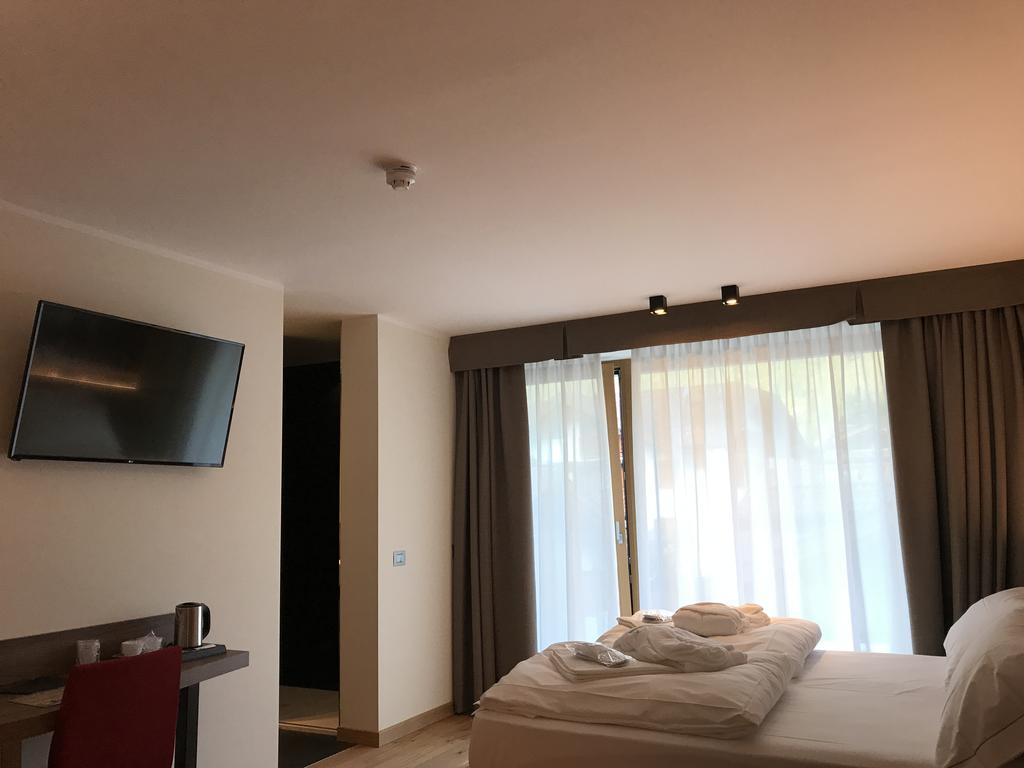 Dolomeet Boutique Hotel Pinzolo Dış mekan fotoğraf