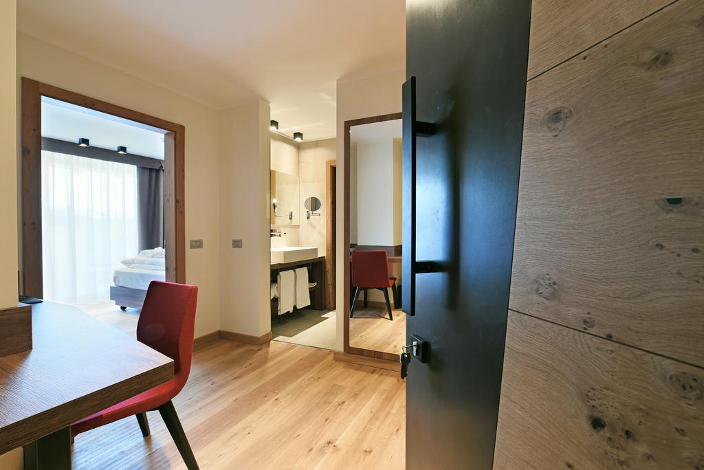 Dolomeet Boutique Hotel Pinzolo Dış mekan fotoğraf